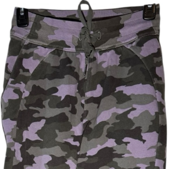 LULULEMON Scuba Heritage 365 Camo Dusky Lavende HR Fleece 28" Joggers Size 4 - Picture 8 of 13